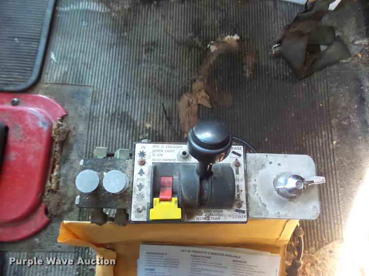 image for item DA3889 1995 Peterbilt 379 semi truck