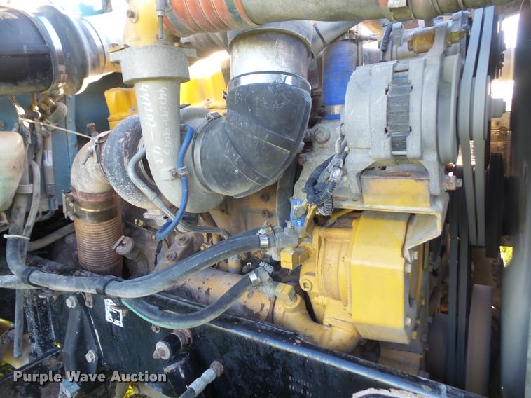 image for item DA3889 1995 Peterbilt 379 semi truck