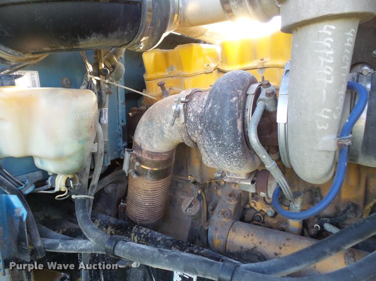 image for item DA3889 1995 Peterbilt 379 semi truck