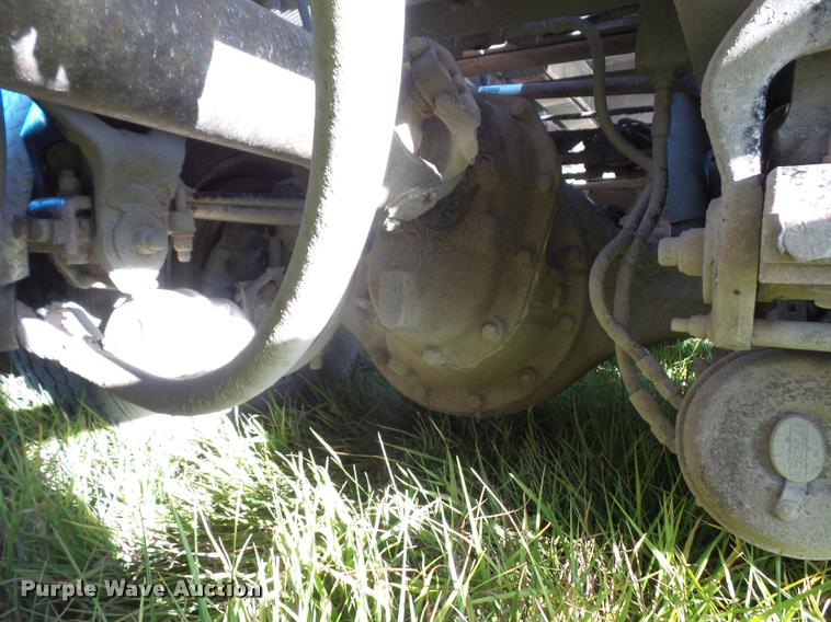 image for item DA3889 1995 Peterbilt 379 semi truck