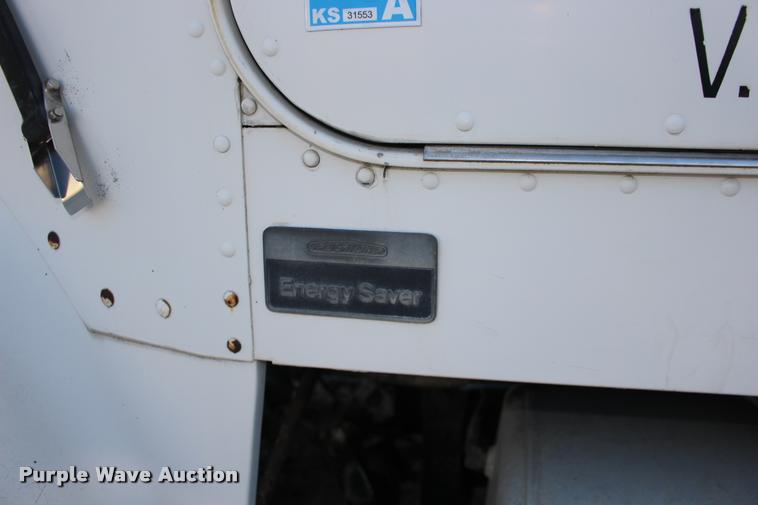 image for item DA4273 1987 Freightliner FLC-64T semi truck