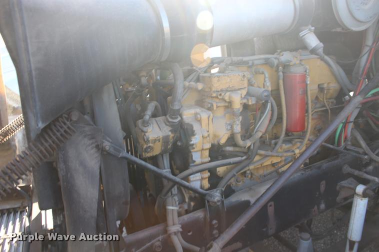 image for item DA4273 1987 Freightliner FLC-64T semi truck