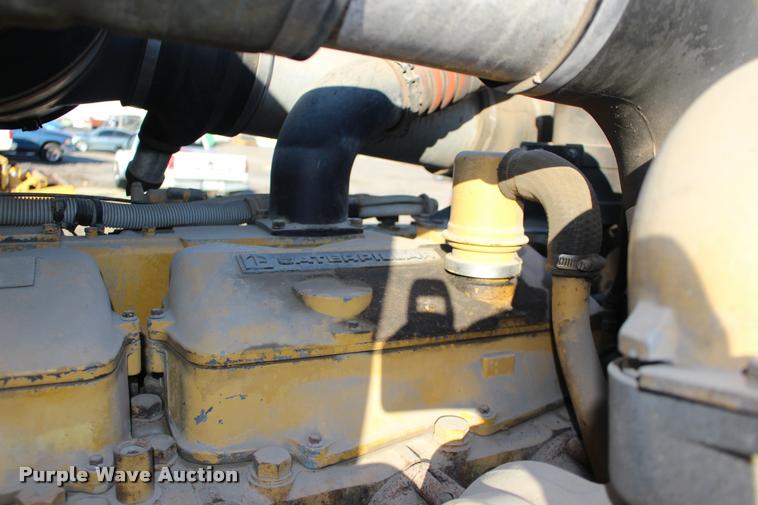 image for item DA4273 1987 Freightliner FLC-64T semi truck