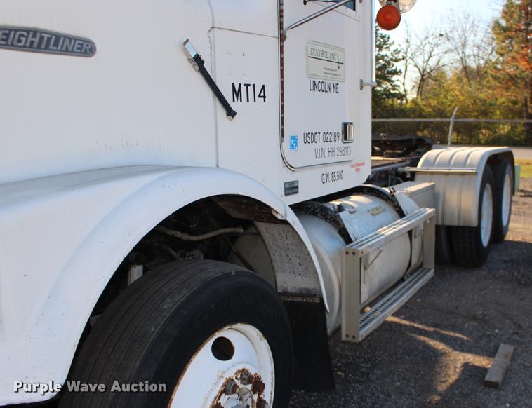 image for item DA4273 1987 Freightliner FLC-64T semi truck