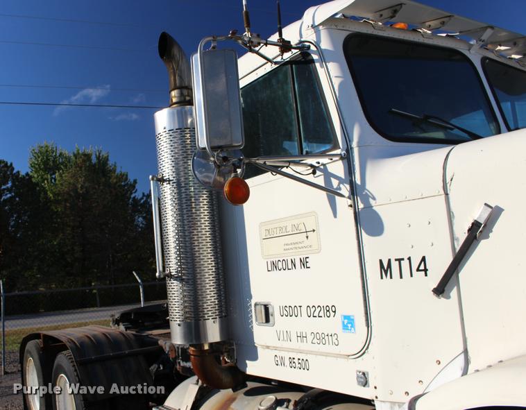 image for item DA4273 1987 Freightliner FLC-64T semi truck