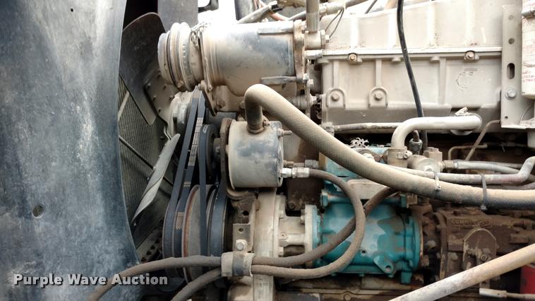 image for item DA4376 1983 GMC General semi truck