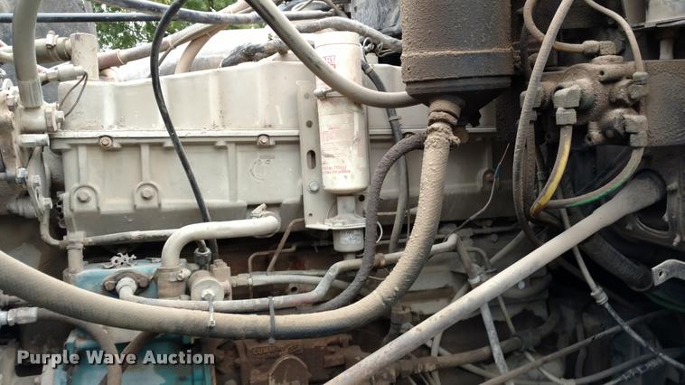 image for item DA4376 1983 GMC General semi truck