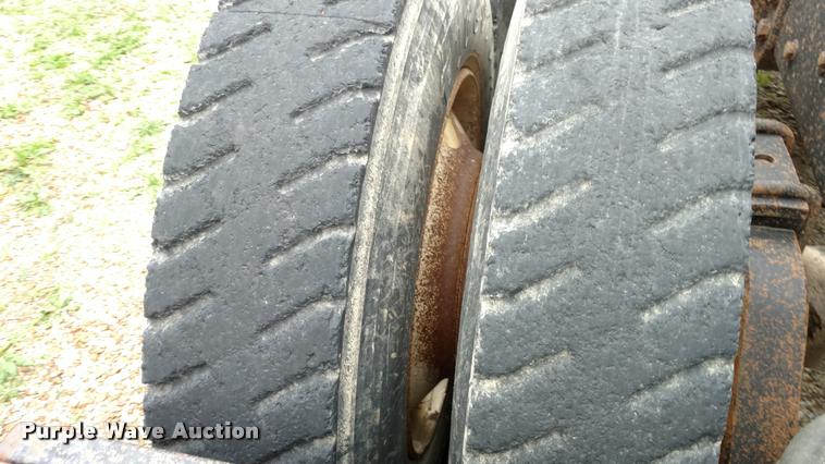 image for item DA4376 1983 GMC General semi truck