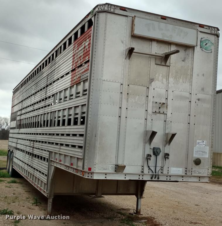 image for item DA4379 1978 Barrett livestock trailer