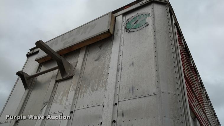 image for item DA4379 1978 Barrett livestock trailer
