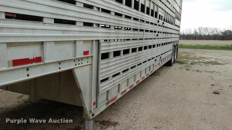 image for item DA4379 1978 Barrett livestock trailer