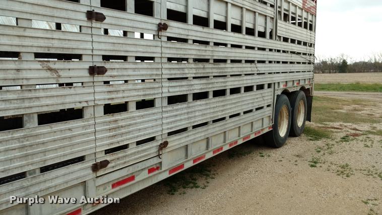 image for item DA4379 1978 Barrett livestock trailer
