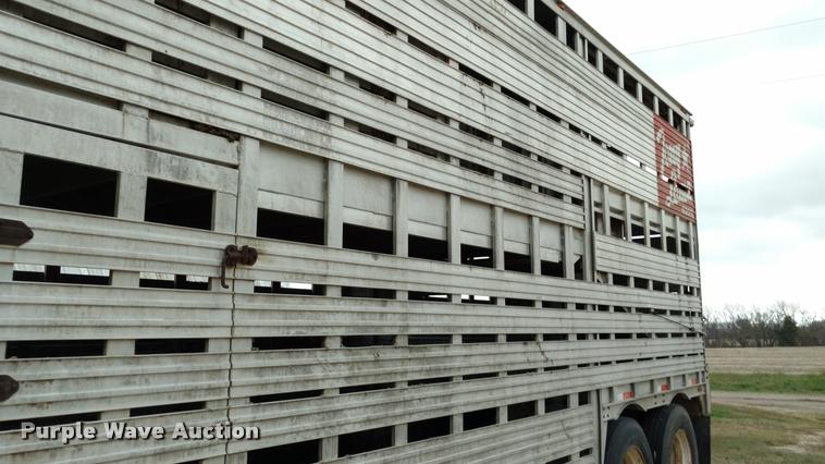 image for item DA4379 1978 Barrett livestock trailer