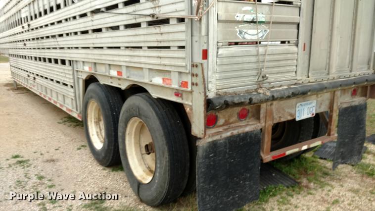 image for item DA4379 1978 Barrett livestock trailer