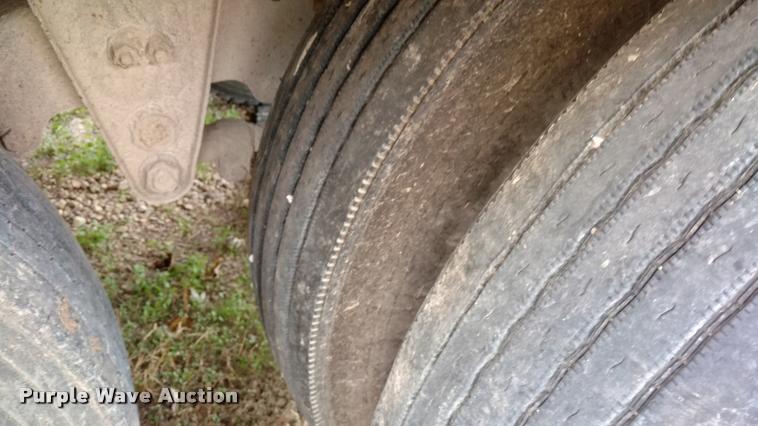 image for item DA4379 1978 Barrett livestock trailer