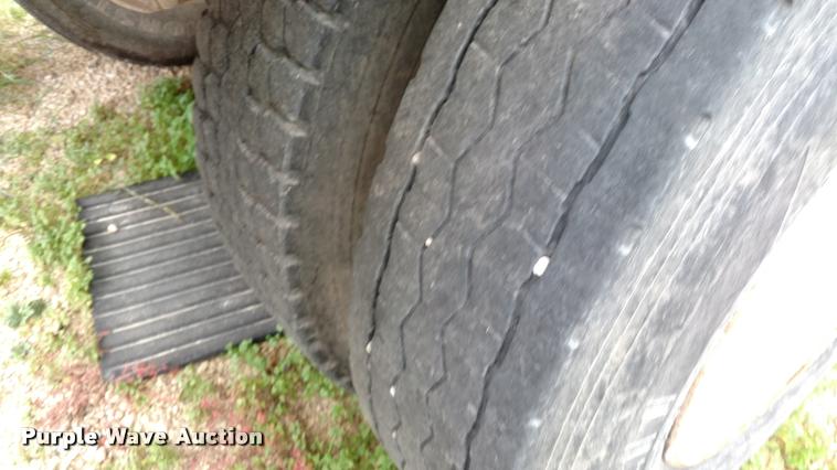 image for item DA4379 1978 Barrett livestock trailer