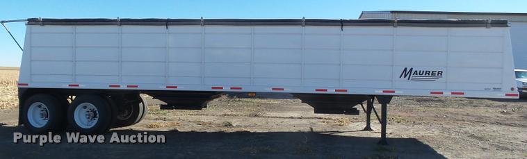image for item DA4721 2017 Maurer 4022 double hopper grain trailer