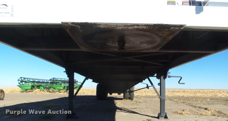 image for item DA4721 2017 Maurer 4022 double hopper grain trailer