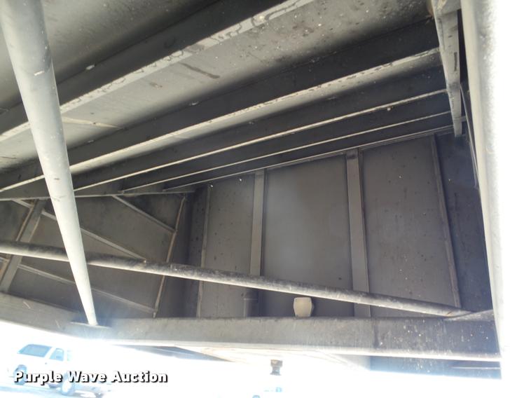 image for item DA4721 2017 Maurer 4022 double hopper grain trailer