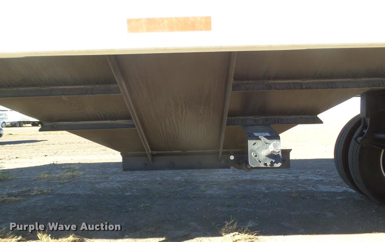 image for item DA4721 2017 Maurer 4022 double hopper grain trailer