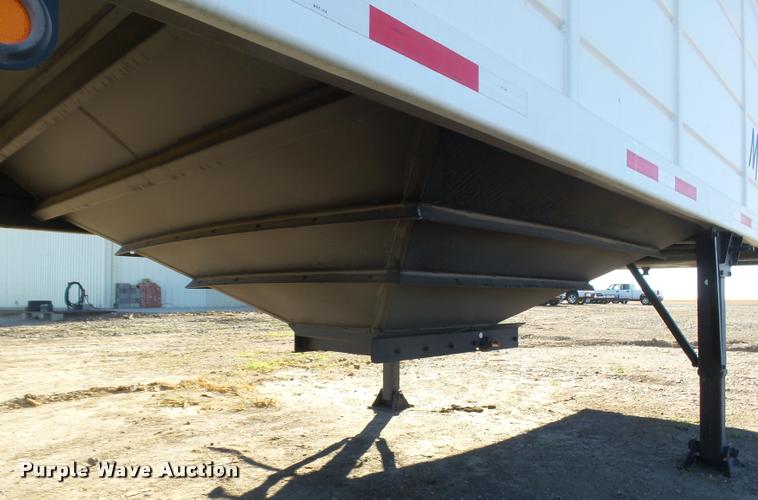 image for item DA4721 2017 Maurer 4022 double hopper grain trailer