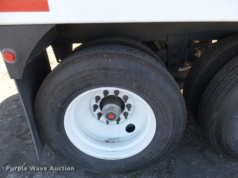 image for item DA4721 2017 Maurer 4022 double hopper grain trailer