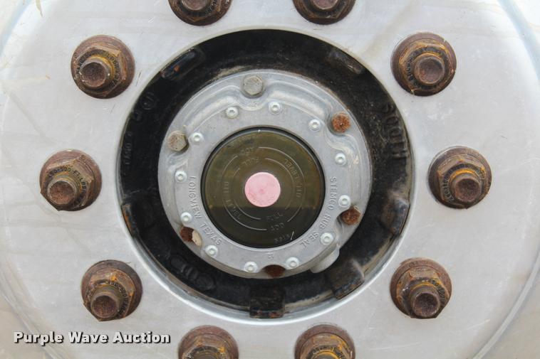 image for item DA4921 2007 Mack CL733 semi truck