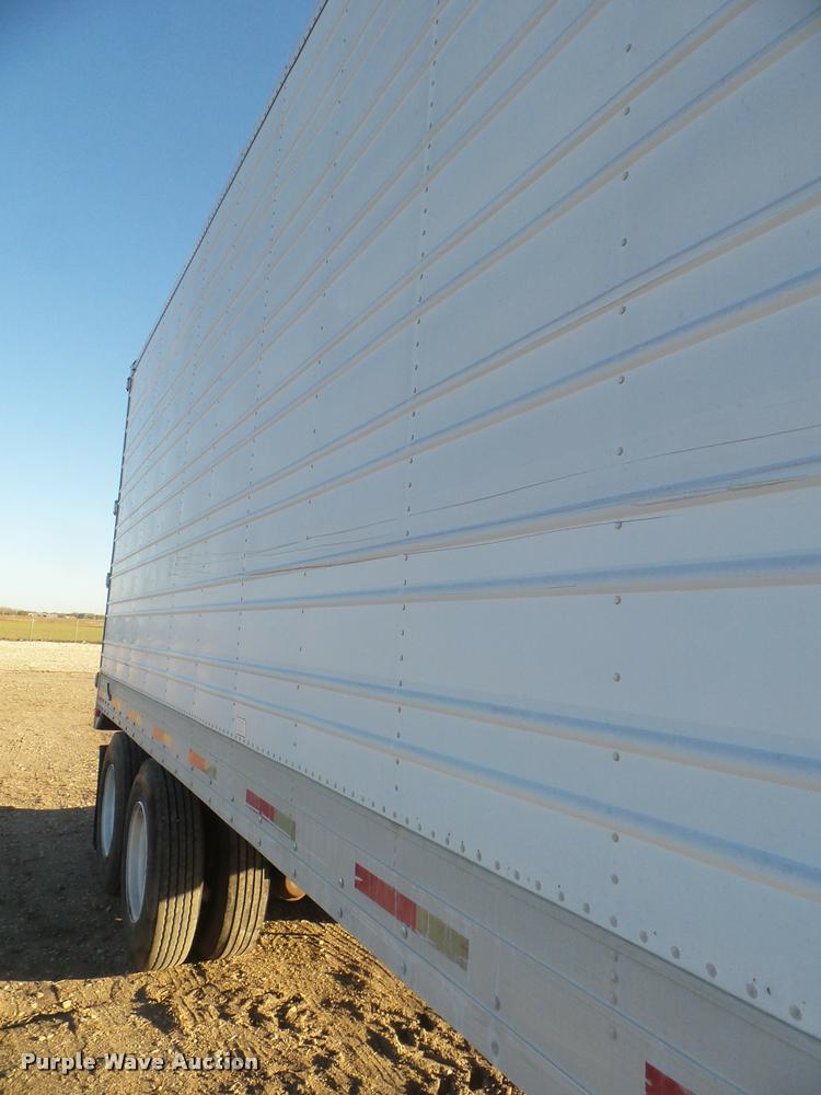 image for item DB3595 1998 Utility V52R refrigerated van trailer