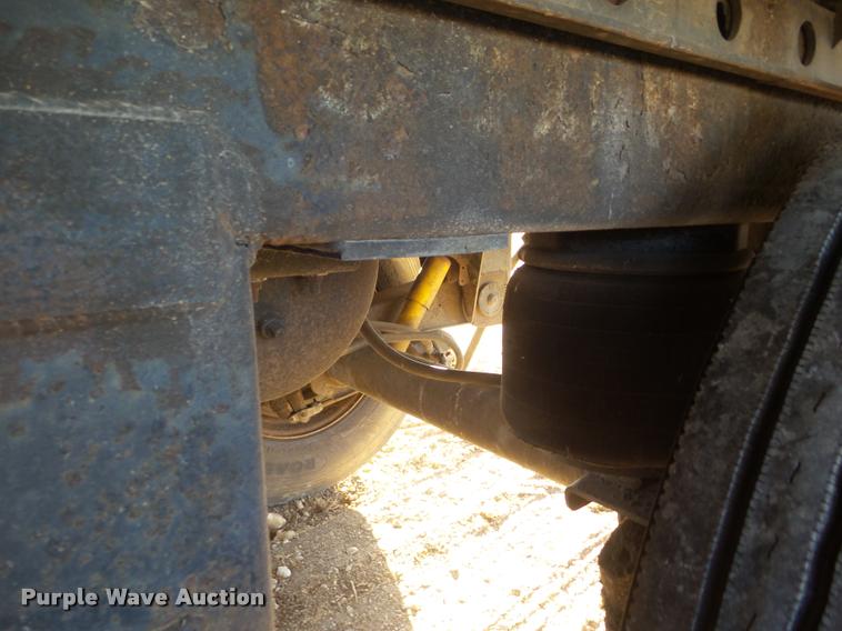 image for item DB3595 1998 Utility V52R refrigerated van trailer