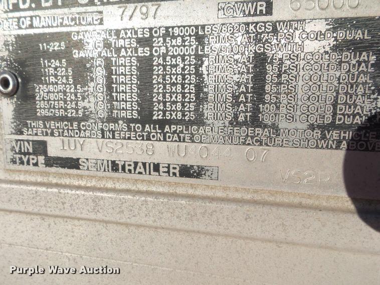 image for item DB3595 1998 Utility V52R refrigerated van trailer