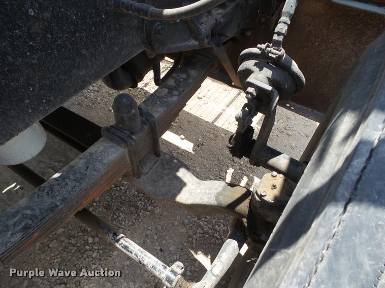 image for item F1426 1981 Peterbilt 359K semi truck