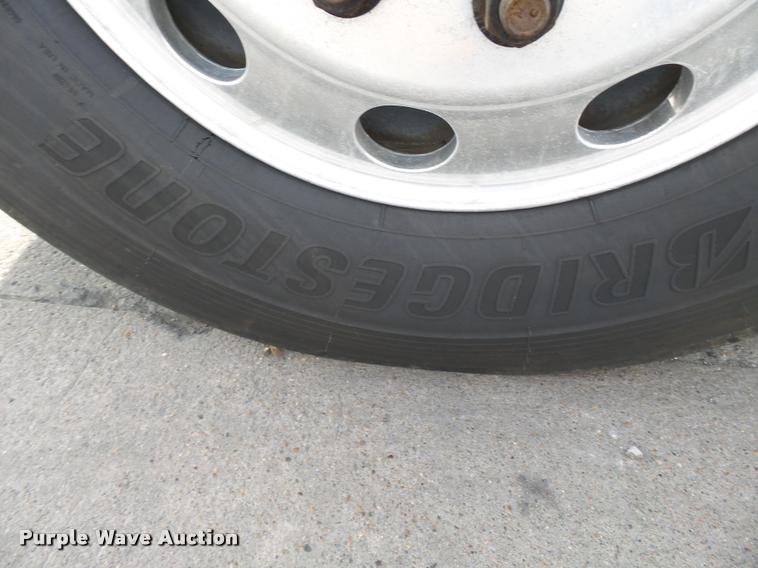 image for item K3430 2013 Freightliner Columbia CL120 glider kit semi truck