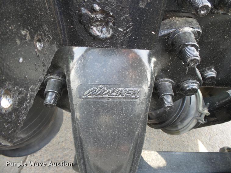 image for item K3430 2013 Freightliner Columbia CL120 glider kit semi truck