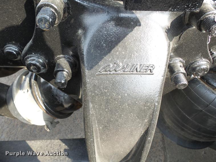 image for item K3430 2013 Freightliner Columbia CL120 glider kit semi truck