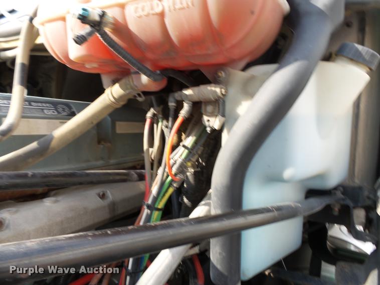 image for item K3430 2013 Freightliner Columbia CL120 glider kit semi truck