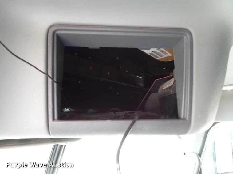 image for item K3430 2013 Freightliner Columbia CL120 glider kit semi truck