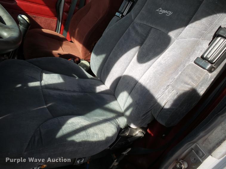 image for item K3436 2004 Peterbilt 378 semi truck