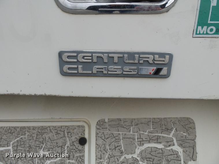image for item K3437 2000 Freightliner Century Class 120 semi truck