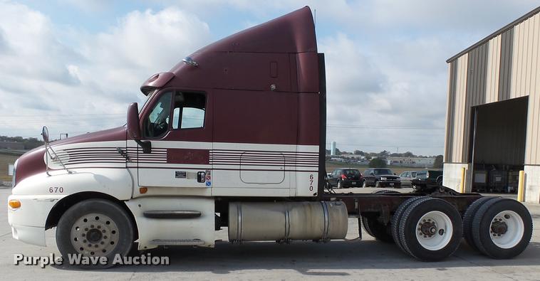 image for item K3440 2000 Kenworth T2000 glider kit semi truck