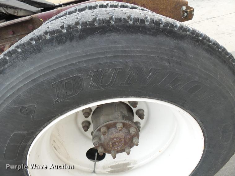 image for item K3440 2000 Kenworth T2000 glider kit semi truck