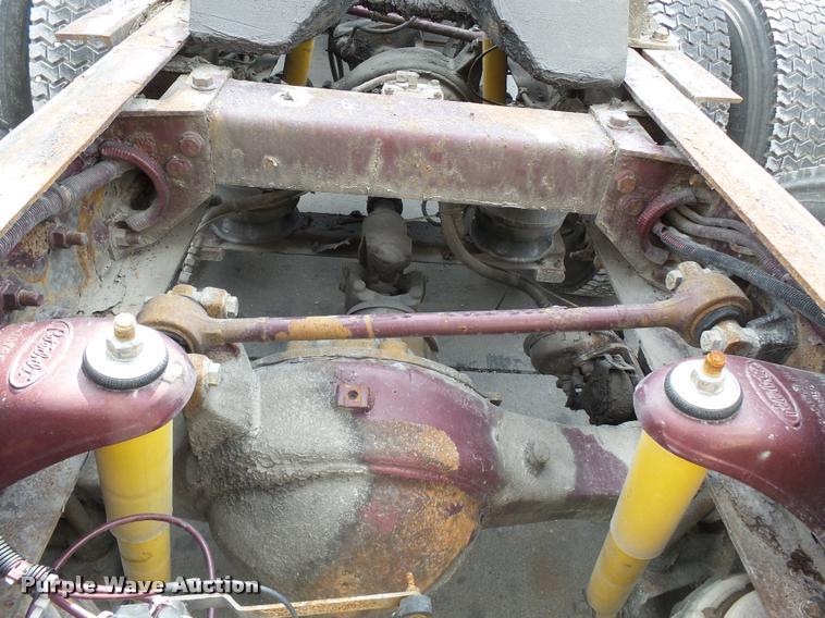 image for item K3440 2000 Kenworth T2000 glider kit semi truck