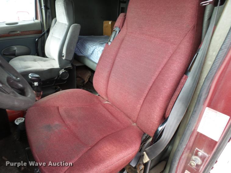 image for item K3440 2000 Kenworth T2000 glider kit semi truck