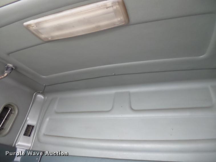 image for item K3440 2000 Kenworth T2000 glider kit semi truck