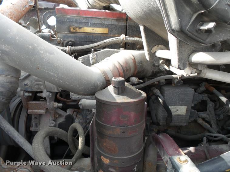 image for item K3440 2000 Kenworth T2000 glider kit semi truck