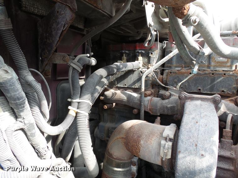 image for item K3440 2000 Kenworth T2000 glider kit semi truck