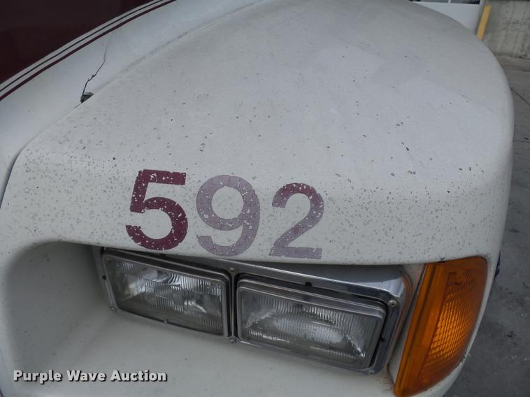 image for item K3441 1998 Kenworth T600 semi truck