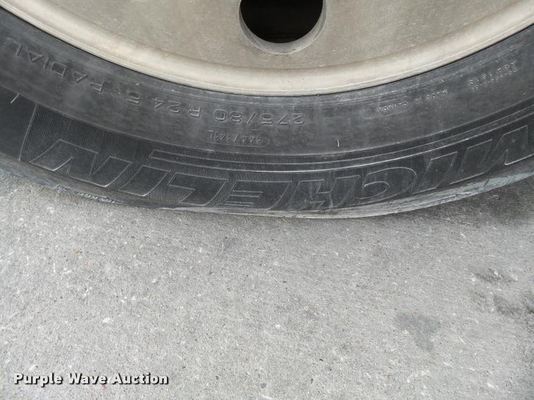 image for item K3441 1998 Kenworth T600 semi truck