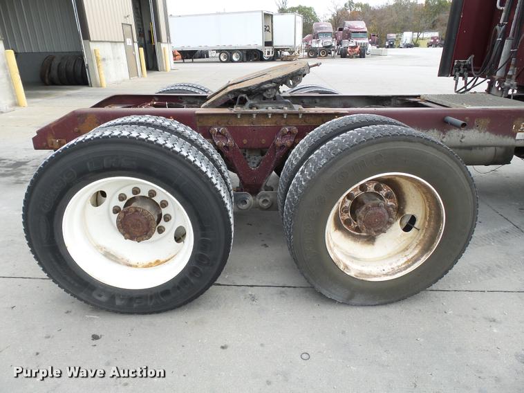 image for item K3441 1998 Kenworth T600 semi truck