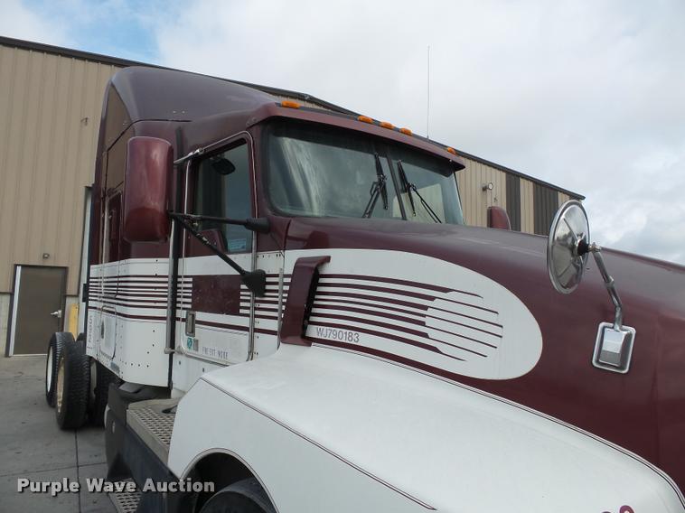 image for item K3441 1998 Kenworth T600 semi truck