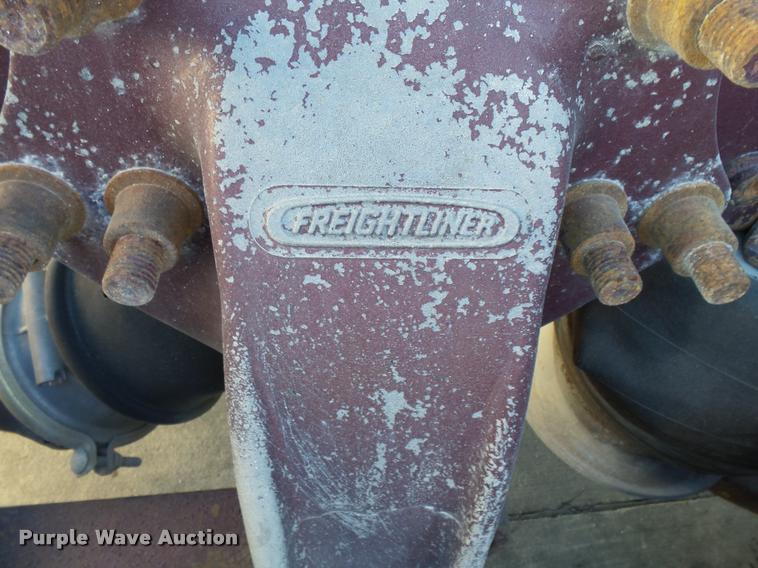 image for item K3442 1998 Freightliner Century Class 120 semi truck